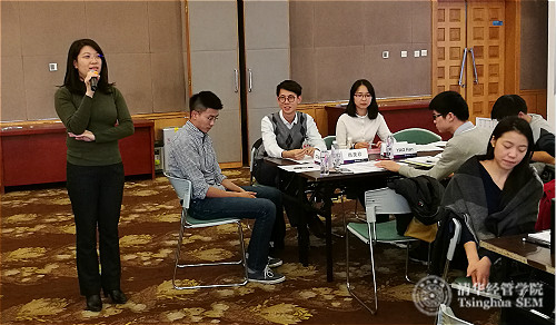 5-嘉宾为金融硕北京班同学点评简历修改_meitu_5.jpg