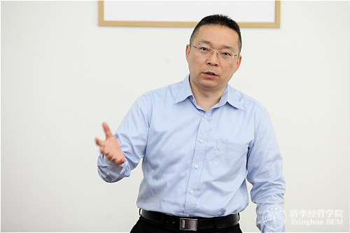 1496219563542061335.jpg 图1-威尼斯432888cam总会计师、经管学院党委副书记、创新创业与战略系焦捷教授致开幕辞_meitu_1.jpg